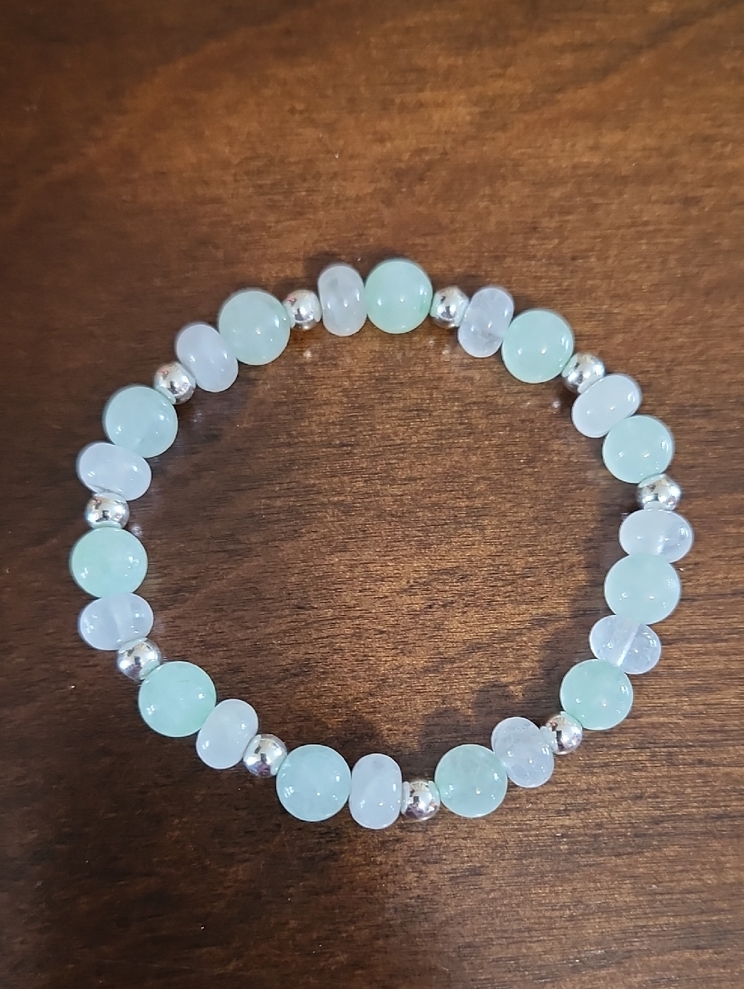 Handmade Quartz Mint Green And White Beaded Bracelet